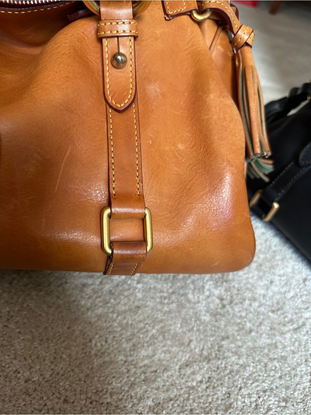 GUC 15” Large Dooney & Bourke Florentine Leather Satchel - Picture 8 of 16